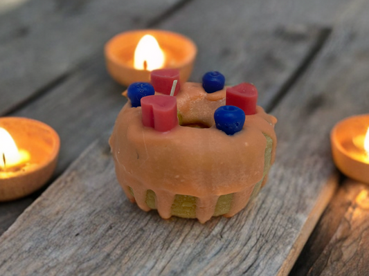 Sweet heart donut Candle